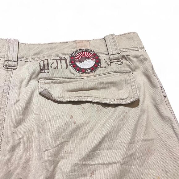 Quiksilver Distressed Cargo Shorts, Detailed w Graphics Ripped Tan Brown Sz 33 - Picture 5 of 7